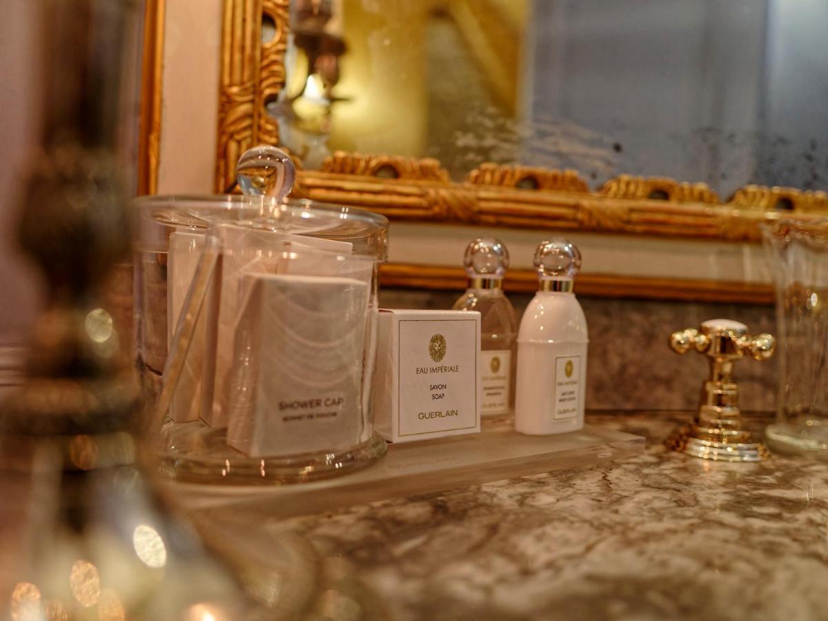 Relais & Chateau Louise De La Valliere Reugny  エクステリア 写真