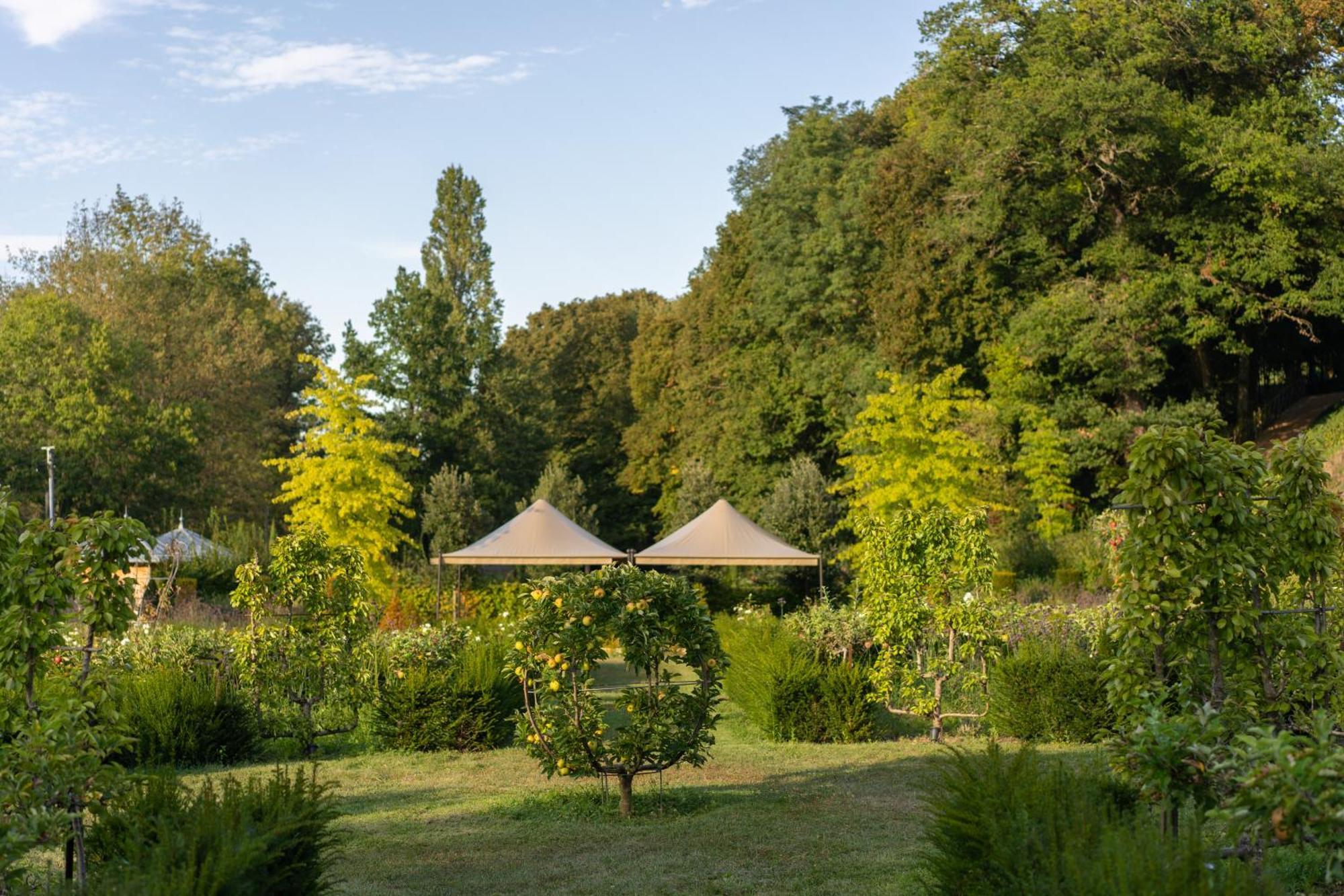 Relais & Chateau Louise De La Valliere Reugny  エクステリア 写真